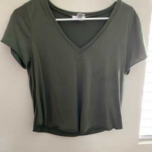 Set of 5 tillys t shirts